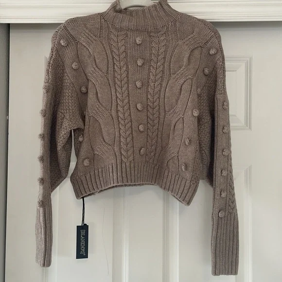 ⭐️ NWT BLANK NYC Bare With Me Mock Neck Sweater XS - Picture 9 of 12